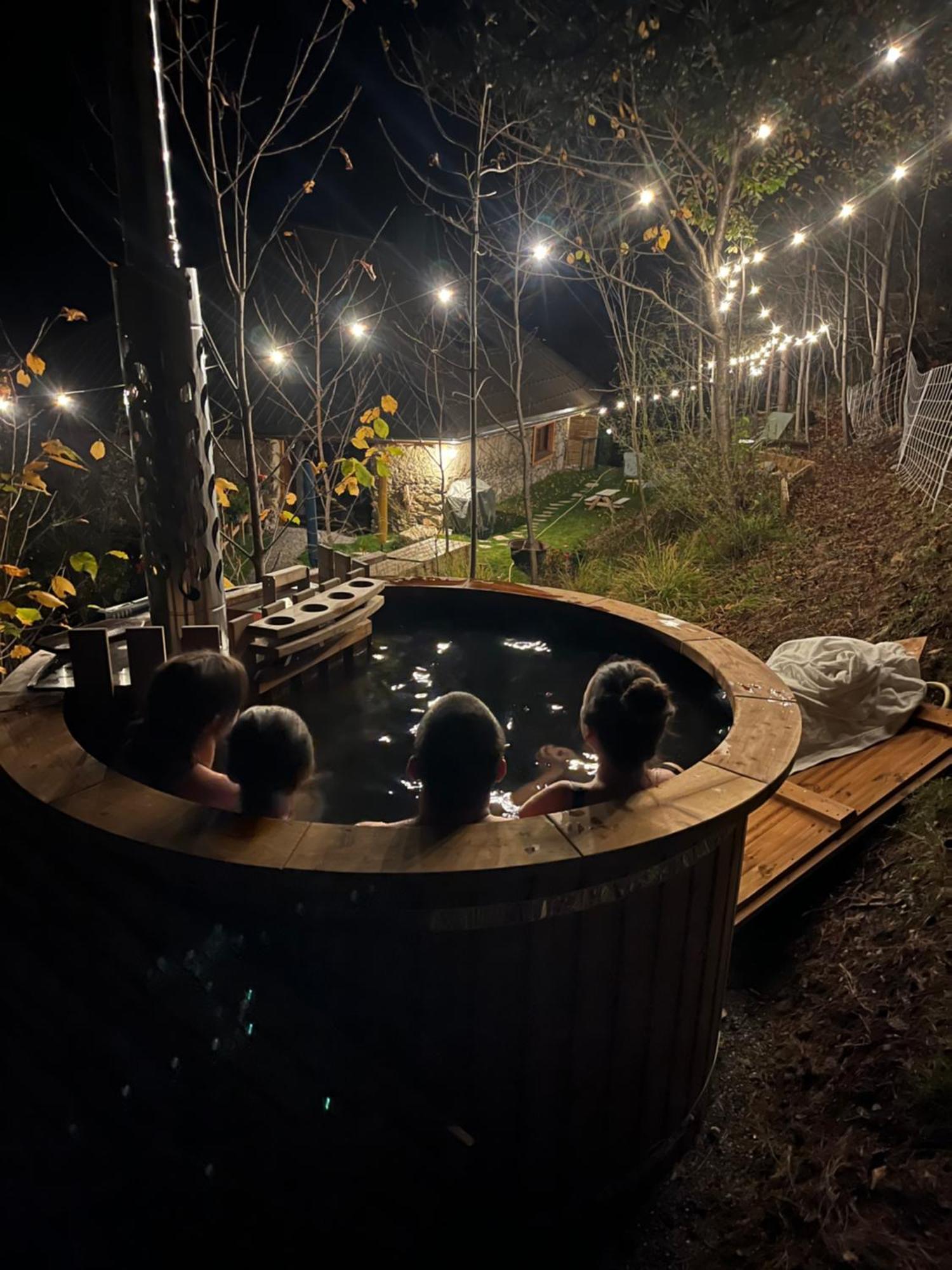 Bed and Breakfast Le Couleau à Châteauroux-les-Alpes Extérieur photo